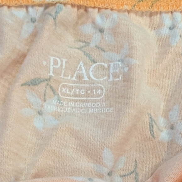 4 Tops - Picture 3 of 7